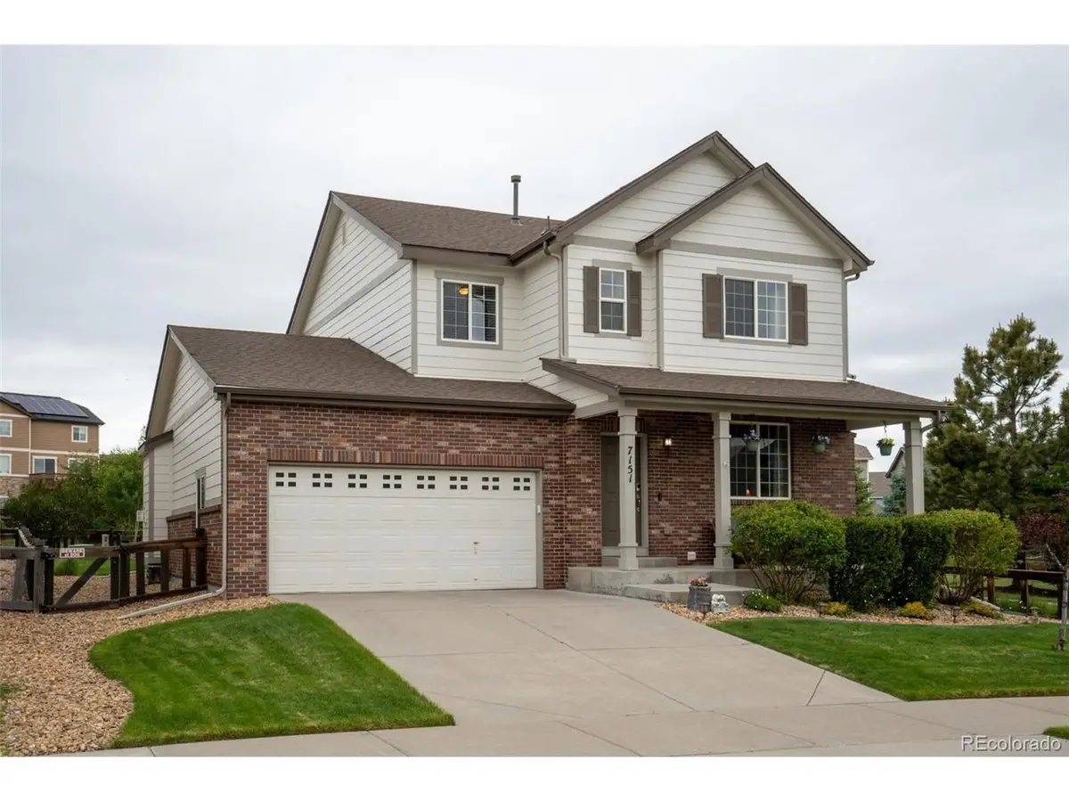 7151 S Oak Hill Cir, Aurora, CO 80016 - #1