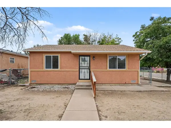 1002 Catalpa St, Pueblo, CO 81001