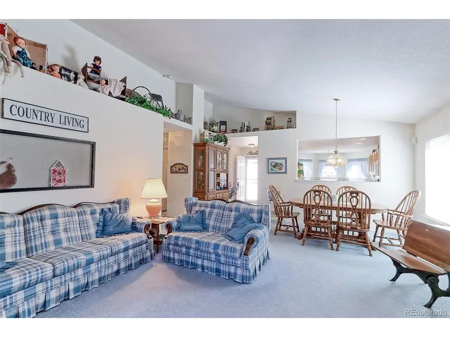 13129 Elizabeth St, Thornton, CO 80241 - #3