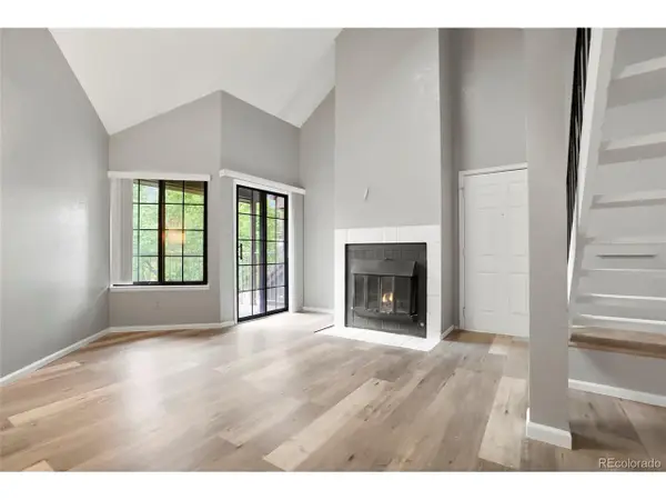 832 S Vance St #F, Lakewood, CO 80226