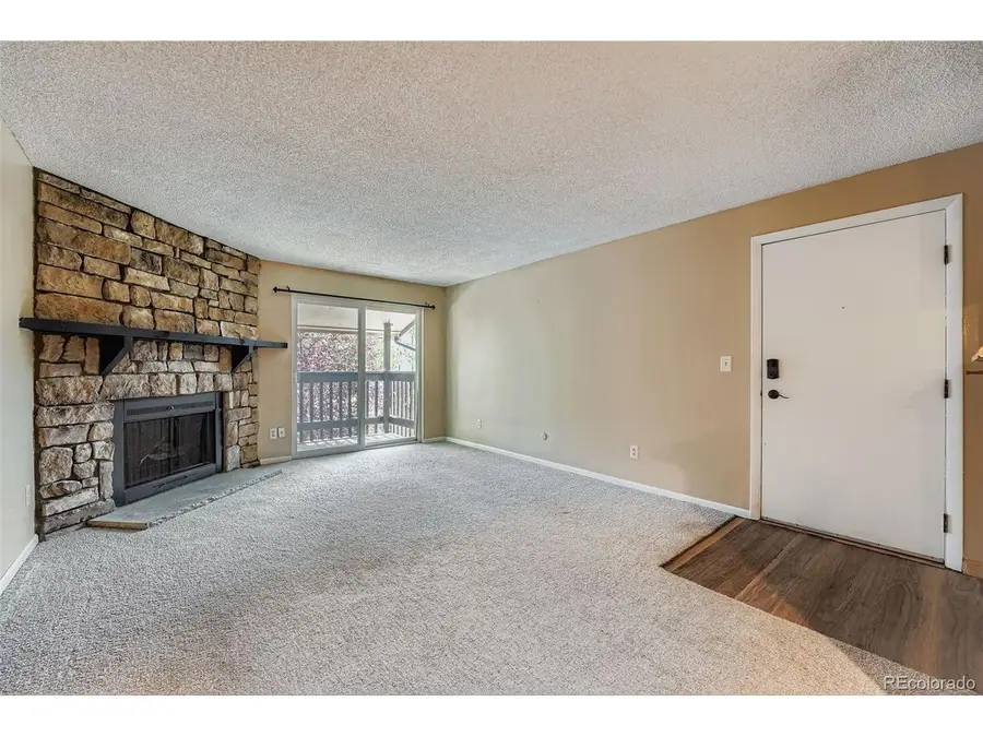 1876 S Pitkin Cir #B, Aurora, CO 80017 - Image #2