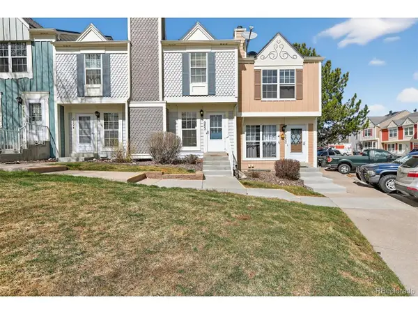 6822 S Independence St, Littleton, CO 80128