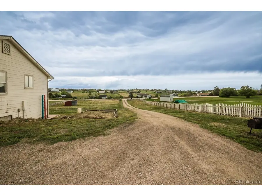 7730 Shenandoah Dr, Elizabeth, CO 80107 - #2