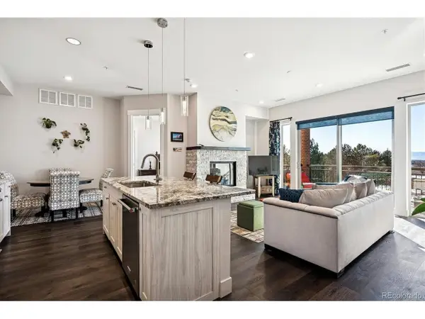 4885 S Monaco St #207, Denver, CO 80237