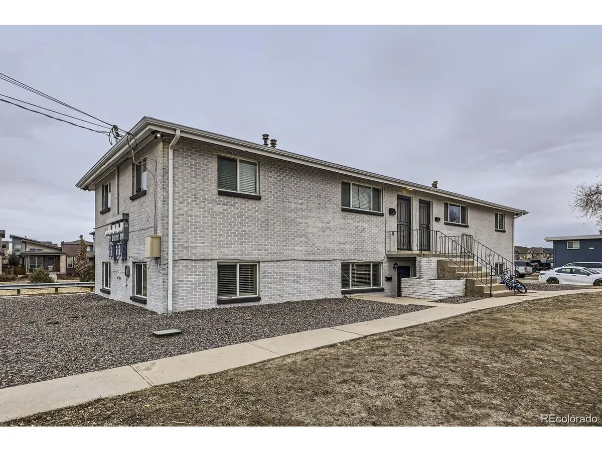 2545 Kenton St, Aurora, CO 80010 - #1