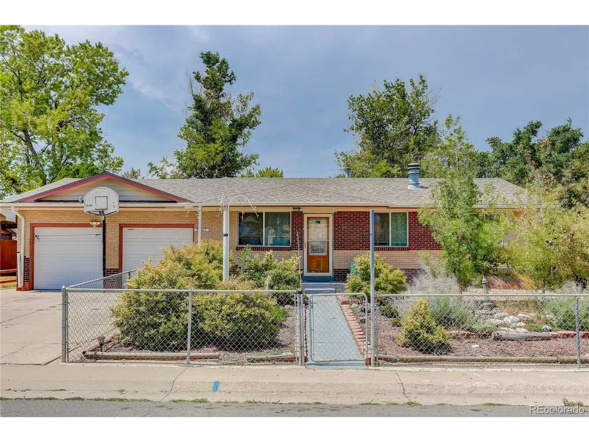 6861 Ivy St, Commerce City, CO 80022 - #1