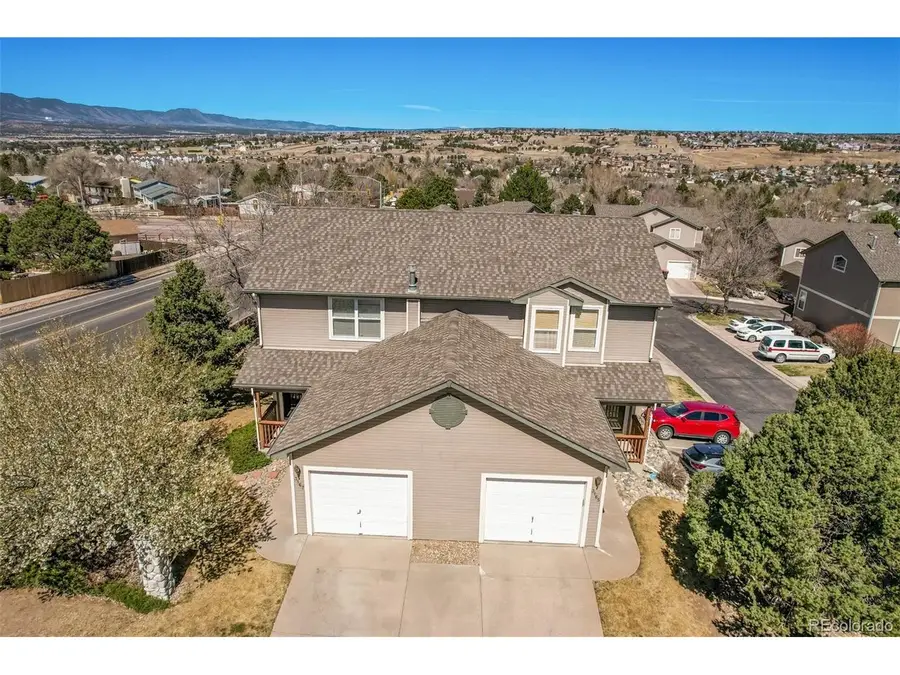 3167 Hearthridge Cir, Colorado Springs, CO 80918 - #2