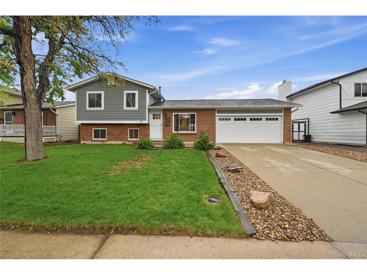 8682 W Stanford Ave, Littleton, CO 80123 - #1