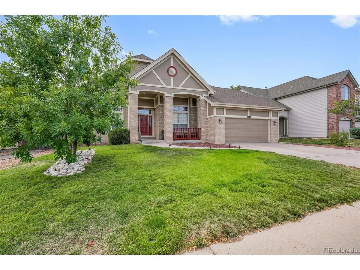 6652 W Hamilton Dr, Lakewood, CO 80227 - #1