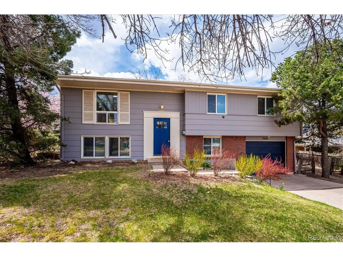 7937 W Chestnut Dr, Littleton, CO 80128 - #1