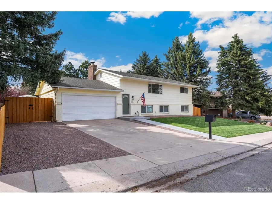 3135 Raindrop Dr, Colorado Springs, CO 80917 - Image #3