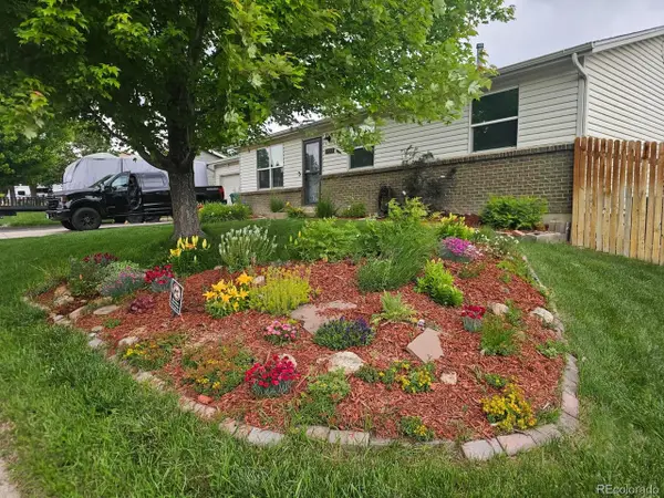 8985 W Euclid Ave, Littleton, CO 80123