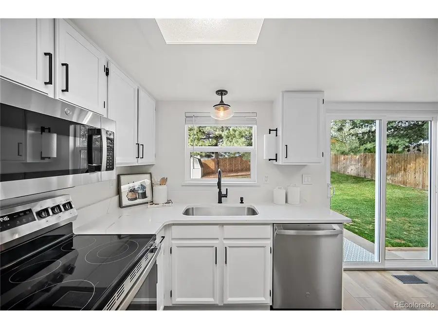 7160 Alpenwood Way, Colorado Springs, CO 80918 - #2