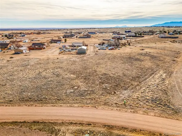 854 E Waverly Dr, Pueblo West, CO 81007