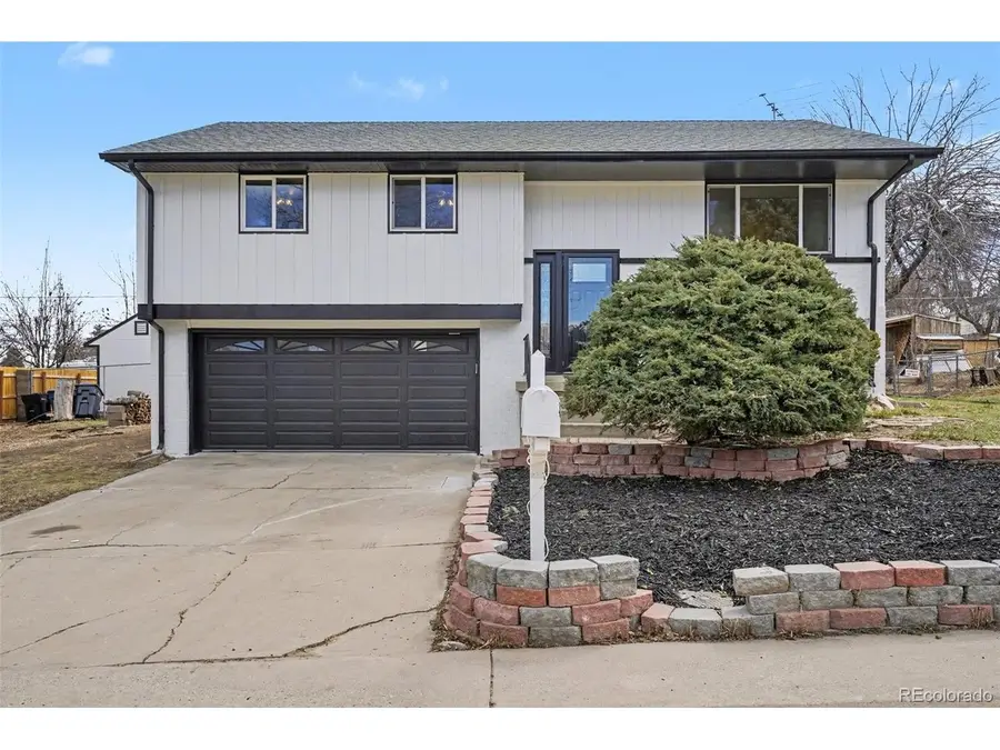 7852 Saulsbury St, Arvada, CO 80003 - #2