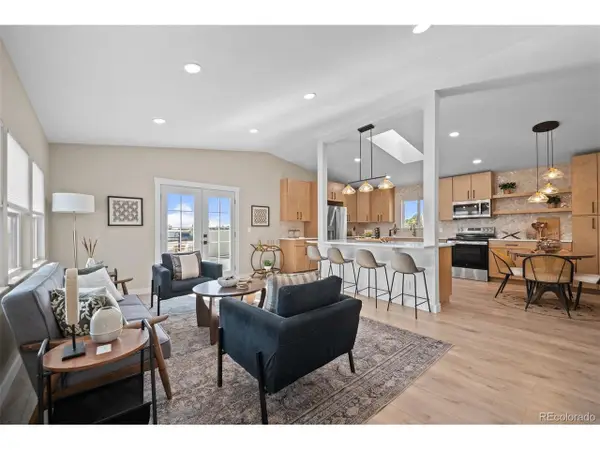 59 S Degaulle St, Aurora, CO 80018