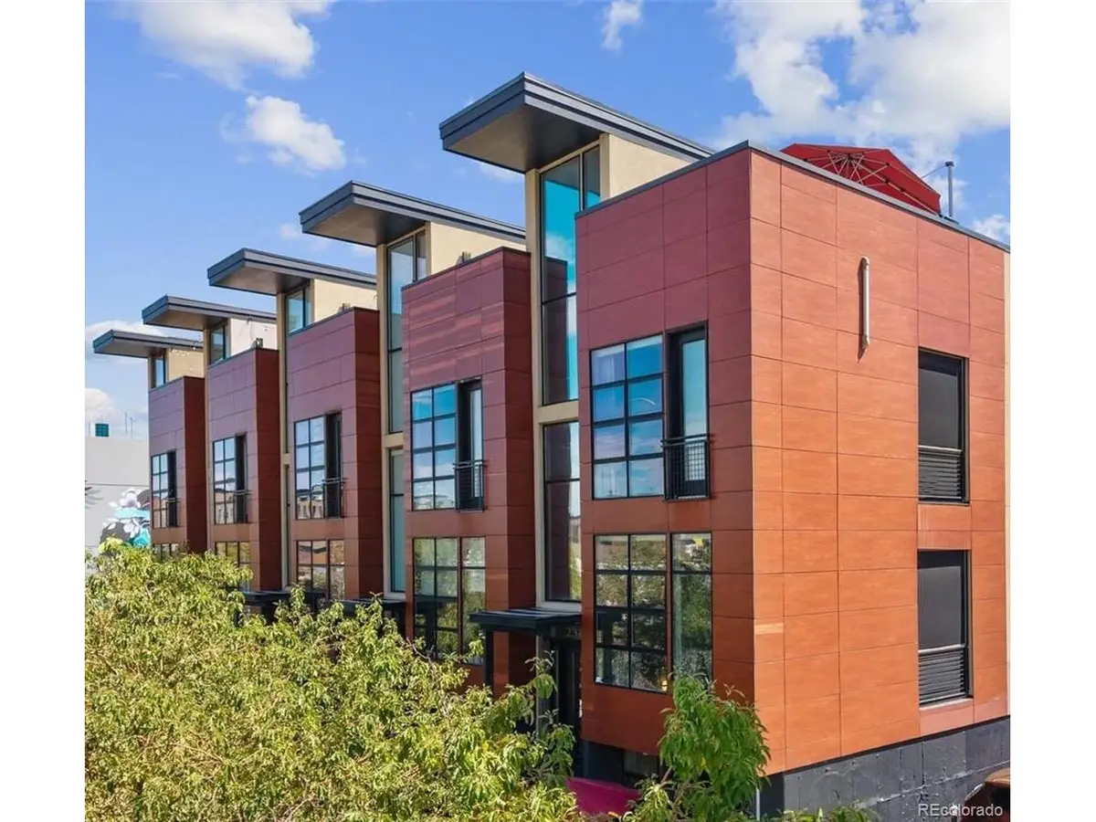 2312 Curtis St, Denver, CO 80205 - #1
