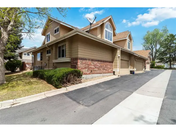 2136 S Scranton Way, Aurora, CO 80014