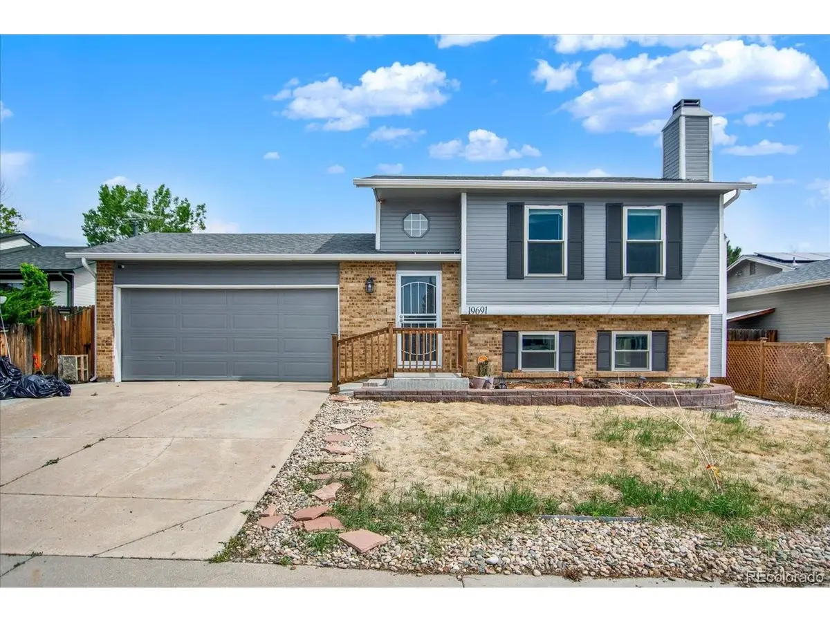19691 E Navarro Pl, Aurora, CO 80013 - #1