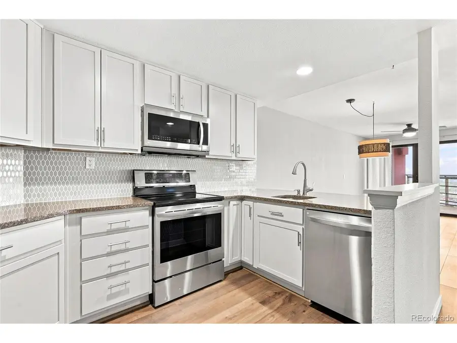 100 Park Ave #903, Denver, CO 80205 - #3