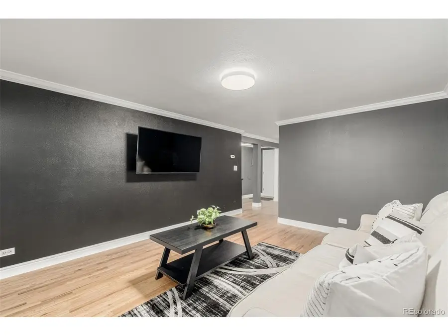 1390 N Emerson St #101, Denver, CO 80218 - Image #3