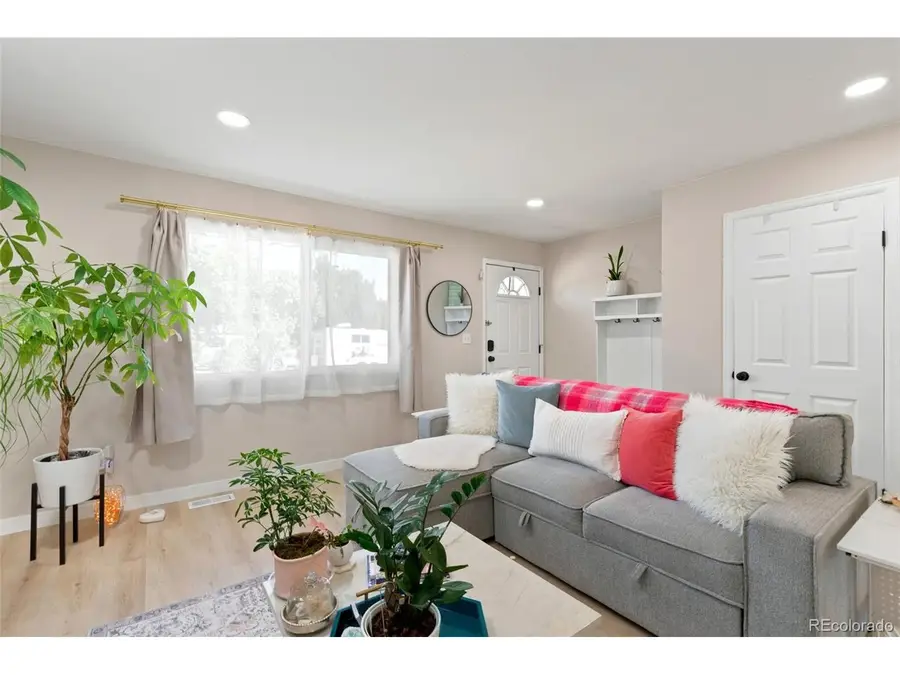 1809 S Ouray St, Aurora, CO 80017 - #3