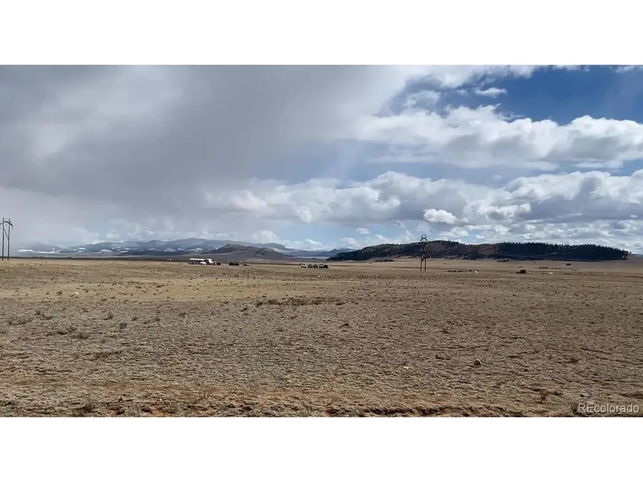 8558 Clear Creek Rd, Hartsel, CO 80449 - #2