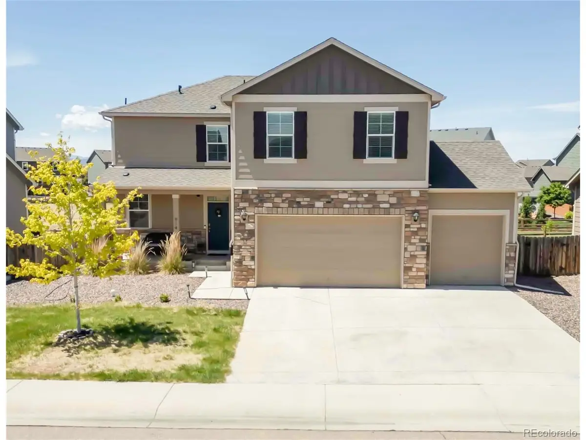 914 Charlton Dr, Windsor, CO 80550 - #1