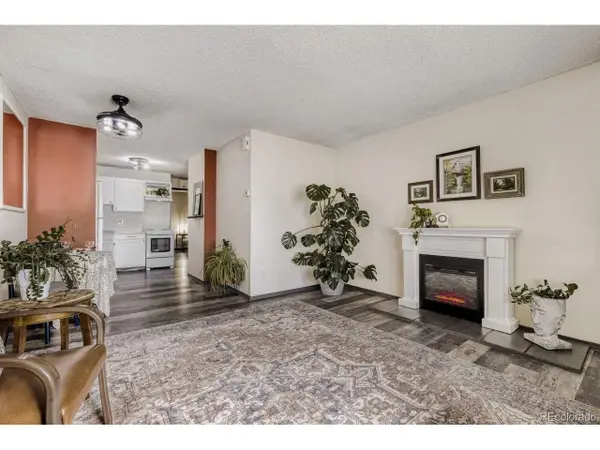 6414 Village Ln, Colorado Springs, CO 80918