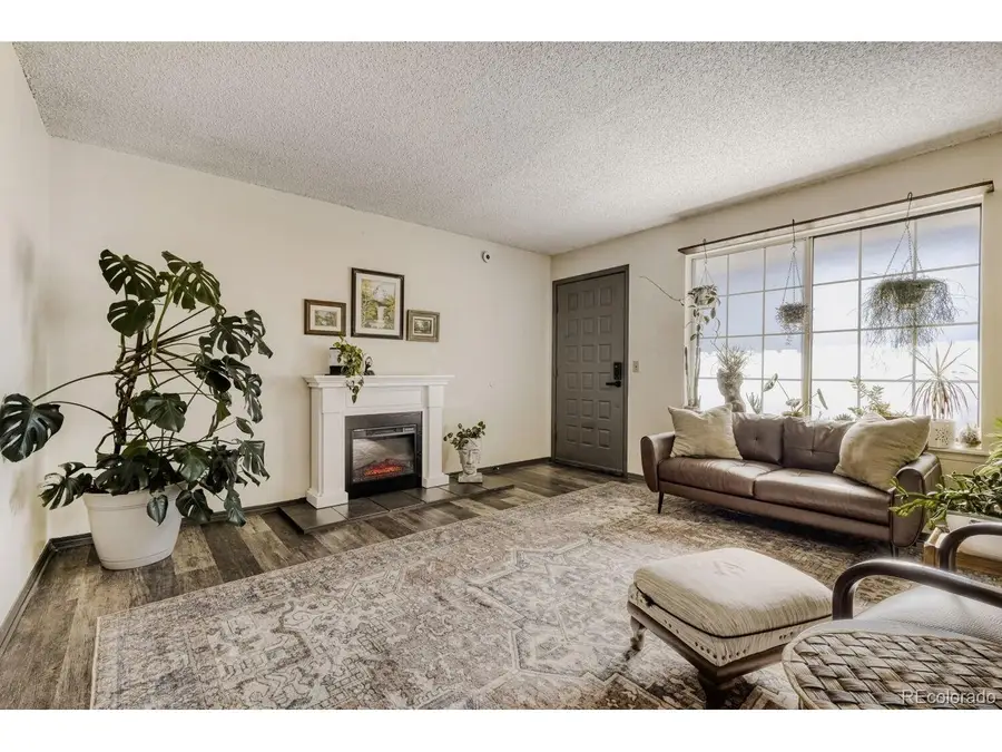 6414 Village Ln, Colorado Springs, CO 80918 - #2