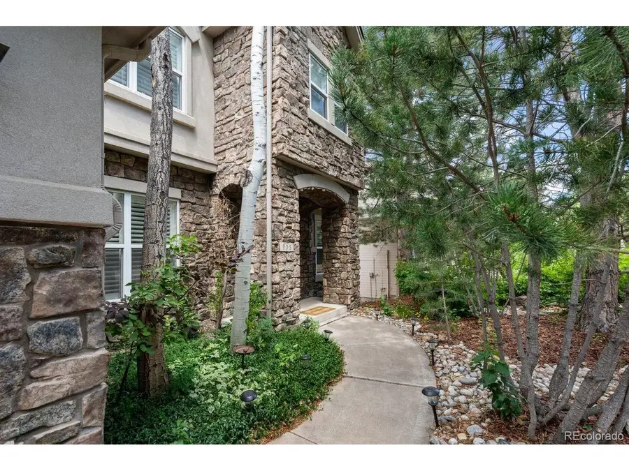 906 Greenridge Ln, Castle Pines, CO 80108 - #2