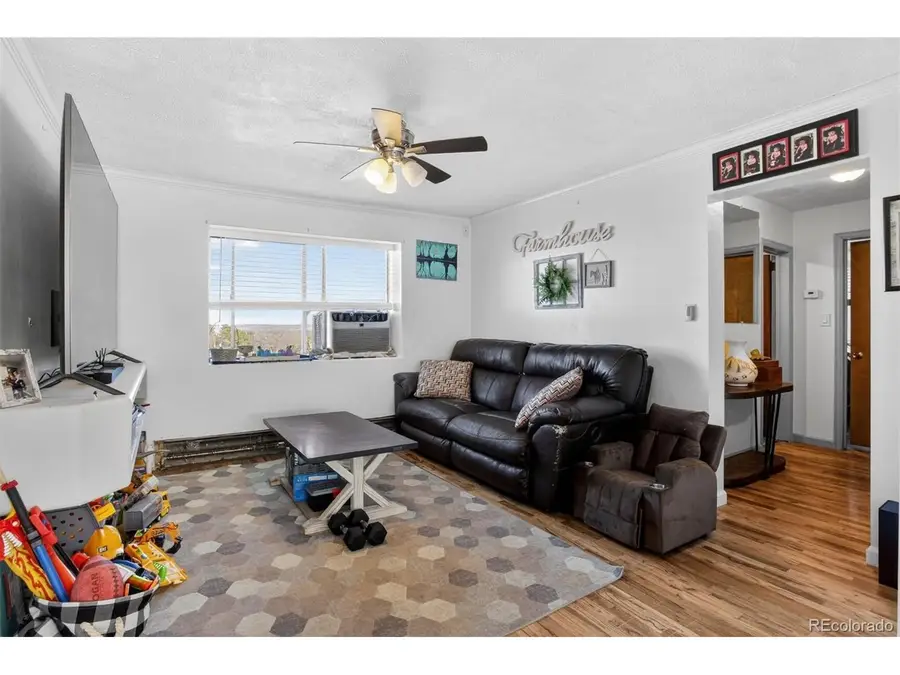 885 Deframe St, Golden, CO 80401 - Image #2