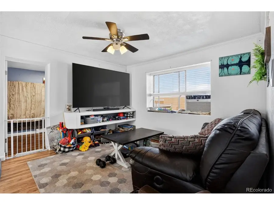 885 Deframe St, Golden, CO 80401 - Image #3