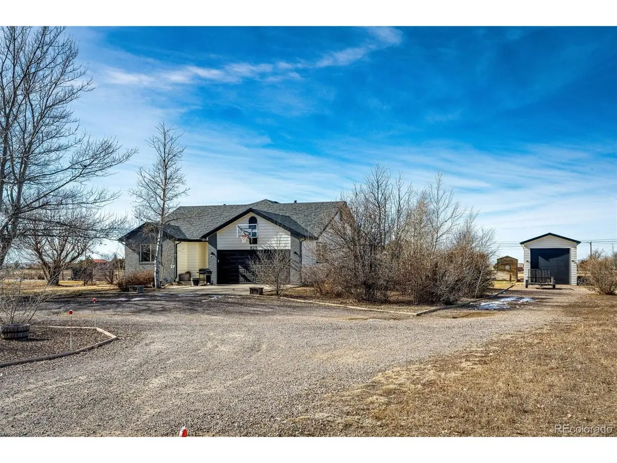 825 Cherokee St, Strasburg, CO 80136 - #1