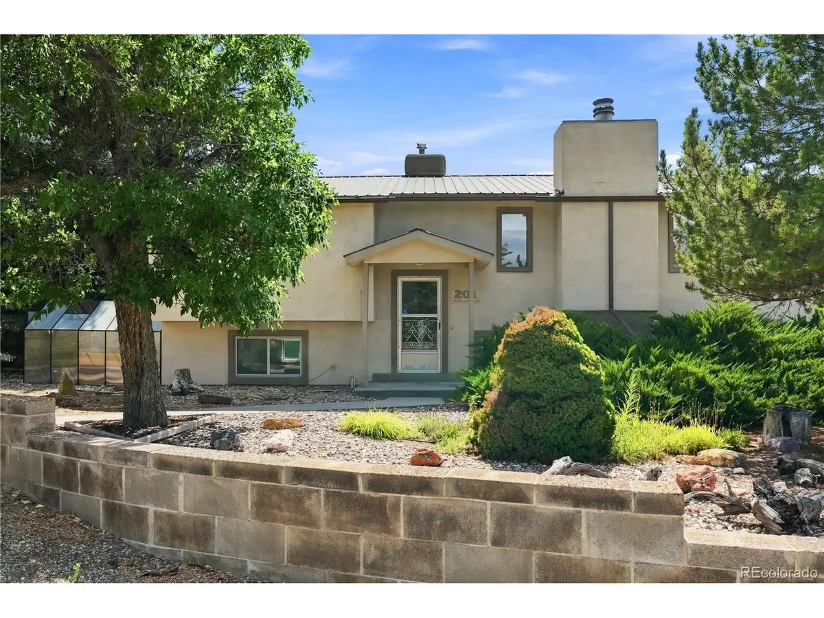 201 Hillcrest Cir, Rangely, CO 81648 - #1