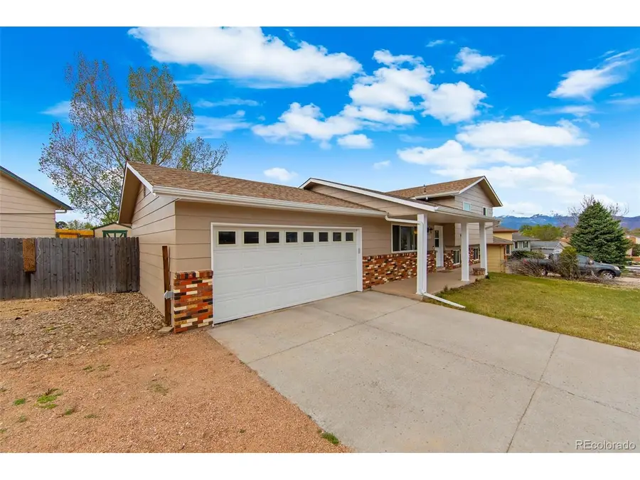 3005 Vickers Dr, Colorado Springs, CO 80918 - #3