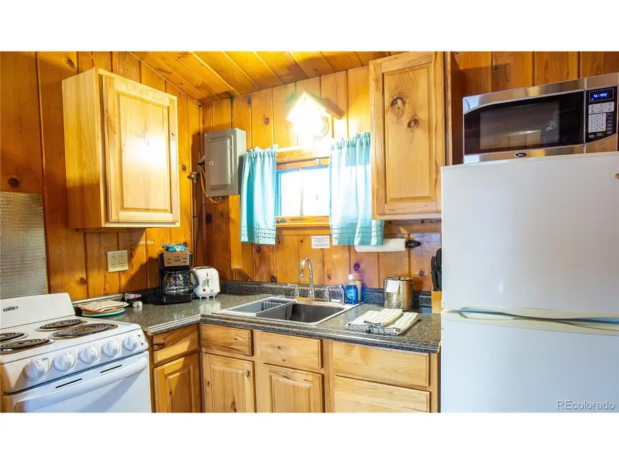 1004 W Main St #4, Buena Vista, CO 81211 - Image #3