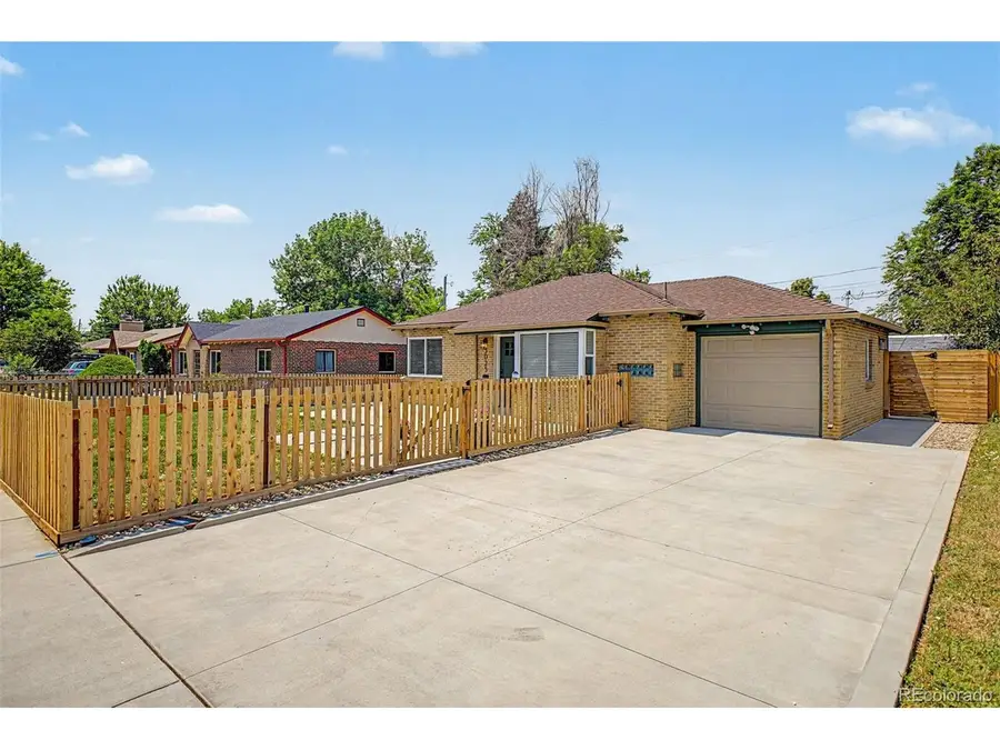 3025 Richard Allen Ct, Denver, CO 80205 - #2