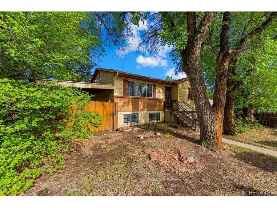 717 S Cedar St, Colorado Springs, CO 80903 - #3