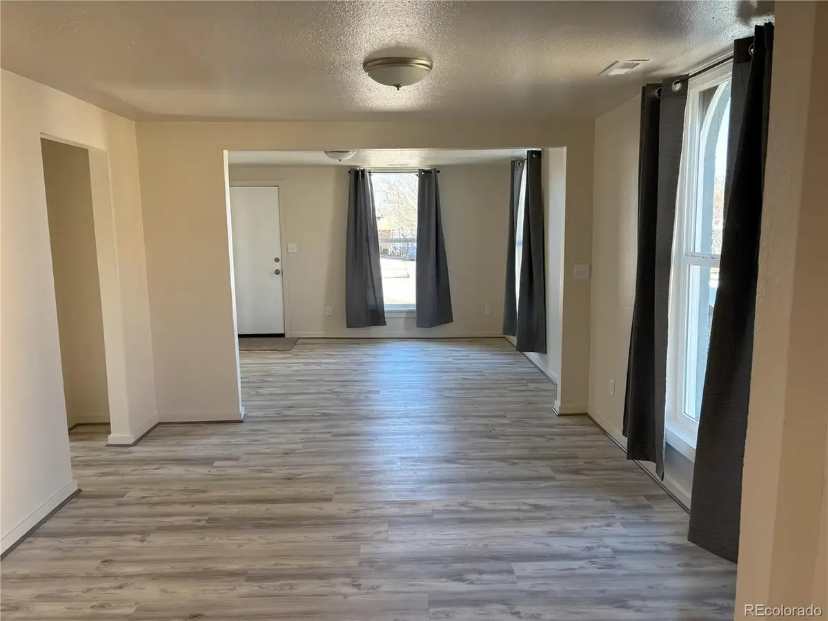 805 Raton Ave, La Junta, CO 81050 - #1