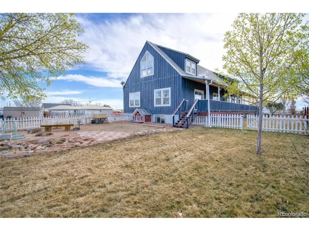 39445 Main St, Eaton, CO 80615 - #1