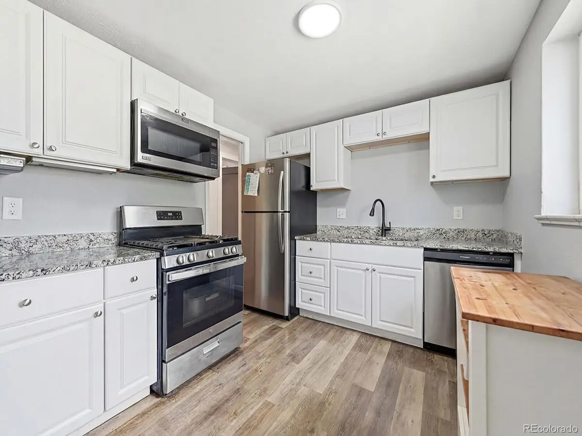 556 Elmira St, Aurora, CO 80010 - #1