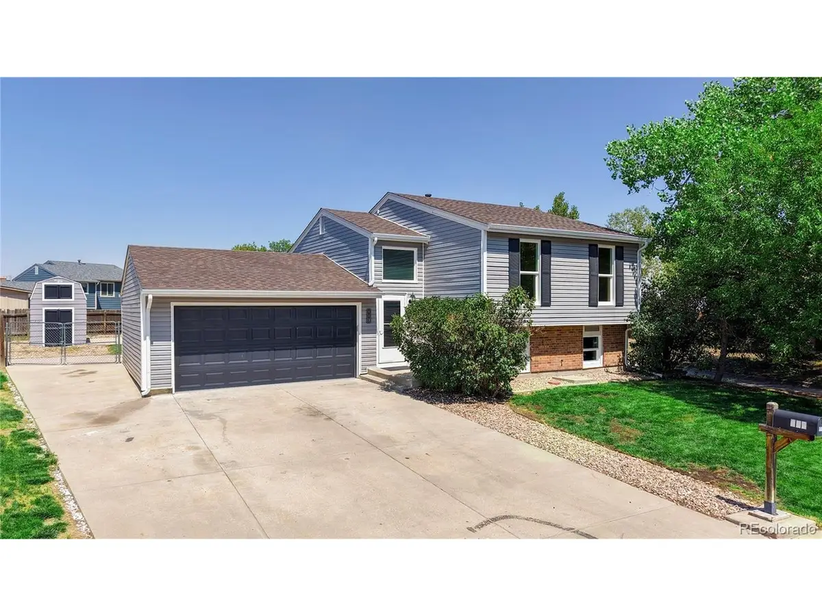 113 Madison Dr, Bennett, CO 80102 - #1