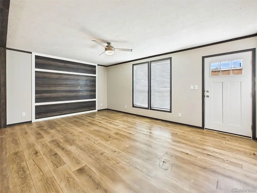 354 E Stewart Dr, Pueblo, CO 81007 - #3