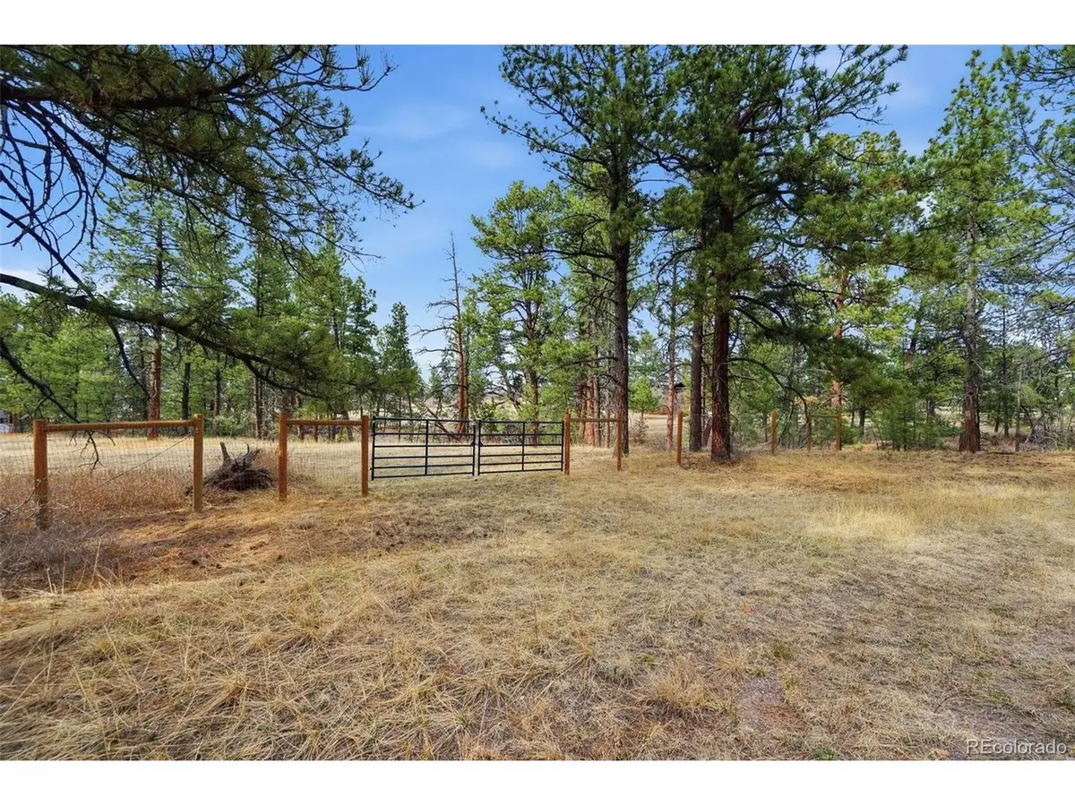 E Park Dr, Franktown, CO 80116 - #1