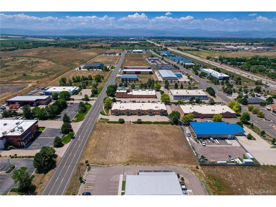 1611 Skyway Dr, Longmont, CO 80504 - Image #3