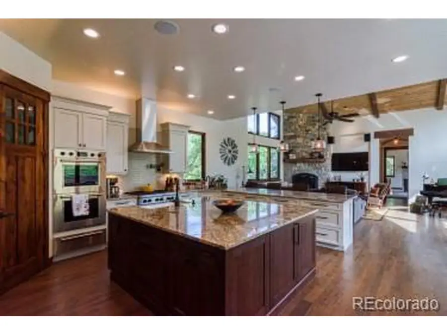 8855 W Bear Creek Dr, Lakewood, CO 80227 - #2