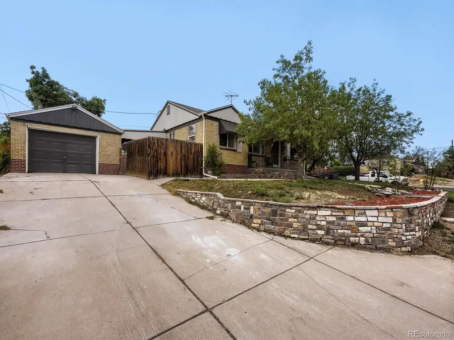 2551 W Arkansas Ave, Denver, CO 80219 - #3