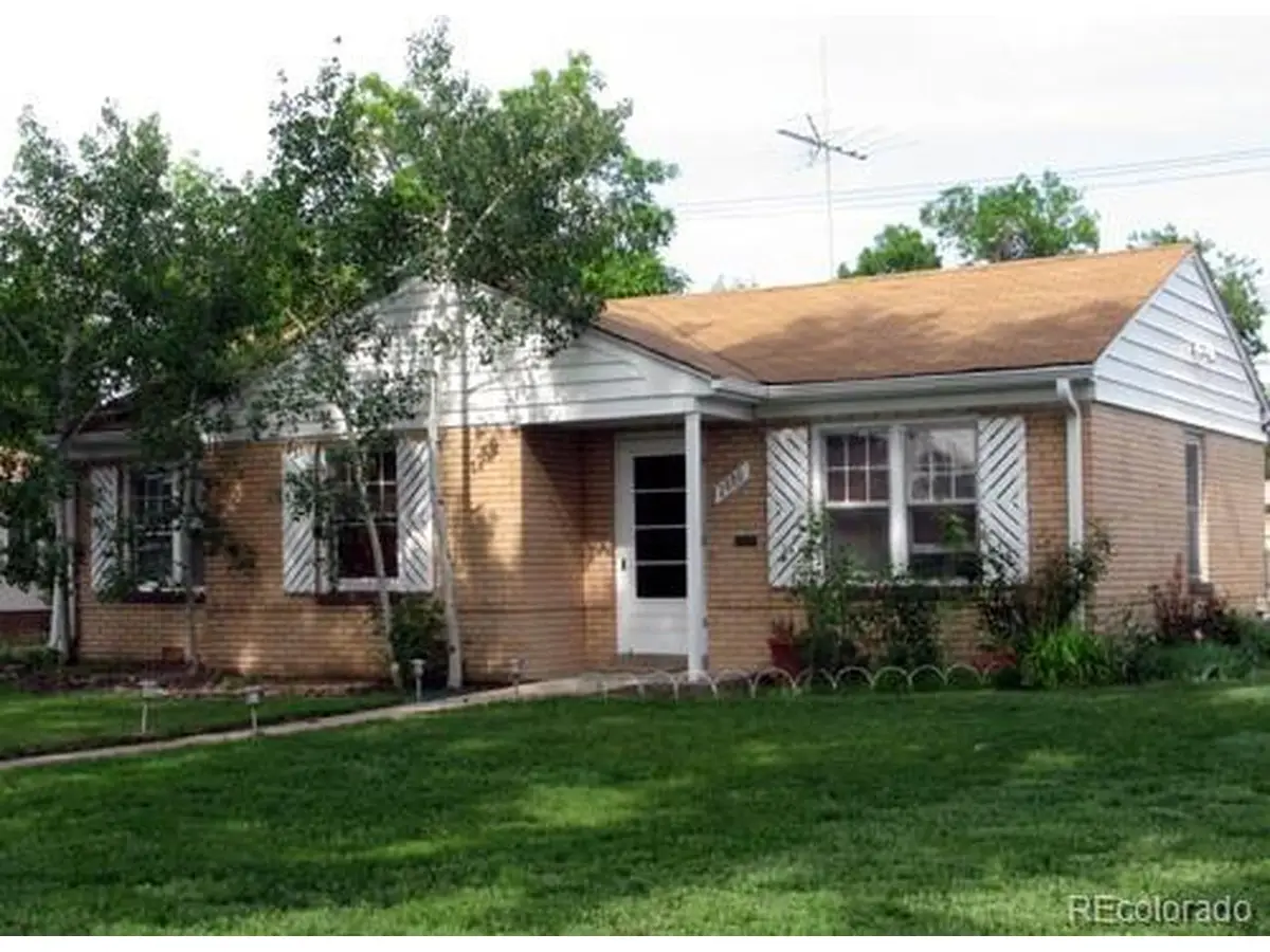 2880 Oneida St, Denver, CO 80207 - #1