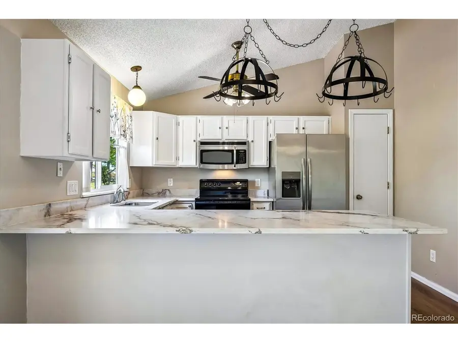 661 S Jasper St, Aurora, CO 80017 - #3